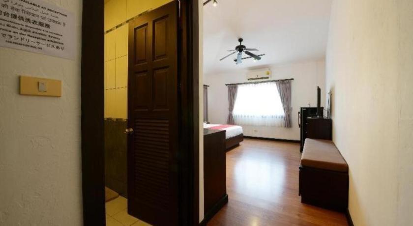 Oyo 520 Pattaya Cantina Εξωτερικό φωτογραφία